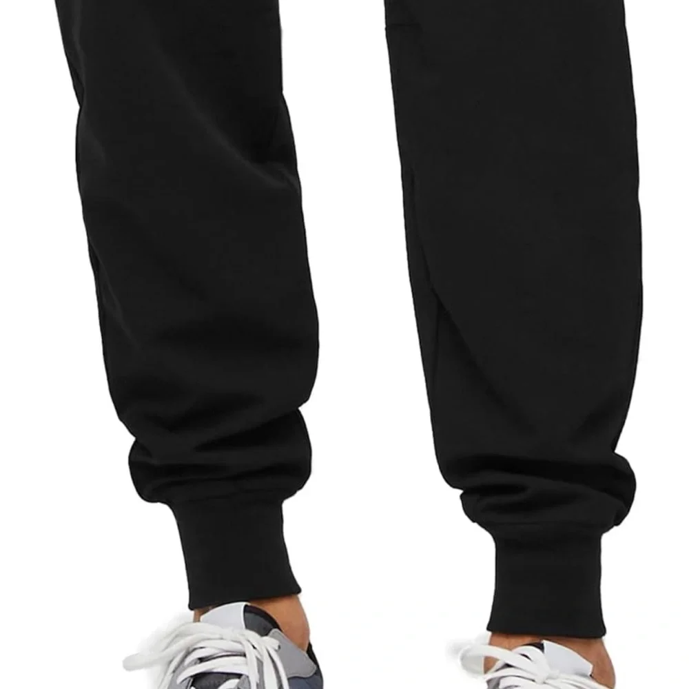 FIGS Men’s Jogger Scrub Pants Black Size S Durable Technology Medical Workwear.